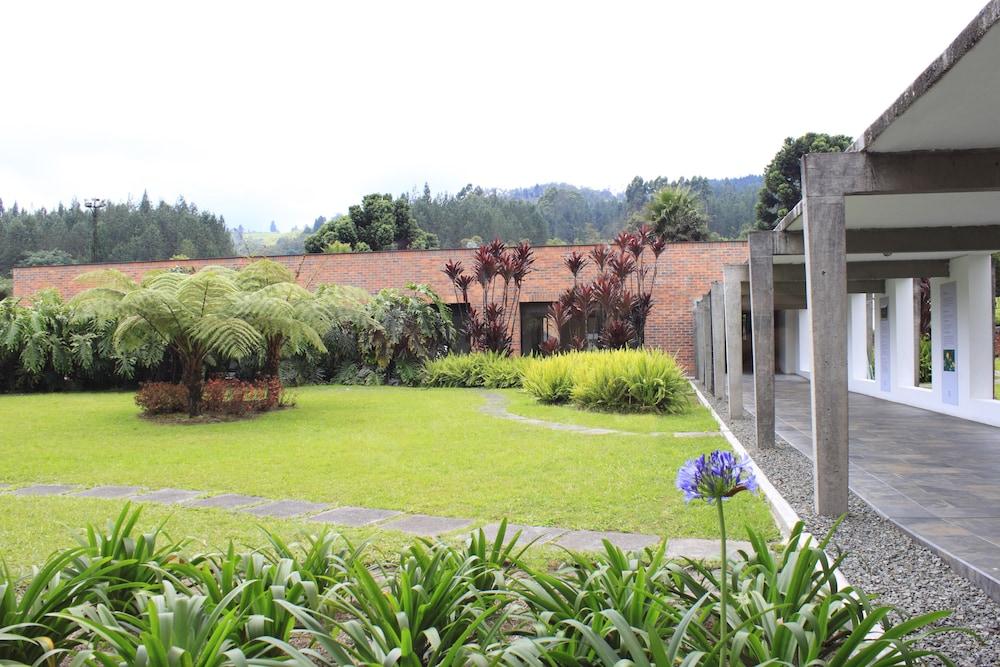Estelar Recinto Del Pensamiento Hotel Y Centro De Convenciones Manizales Eksteriør billede